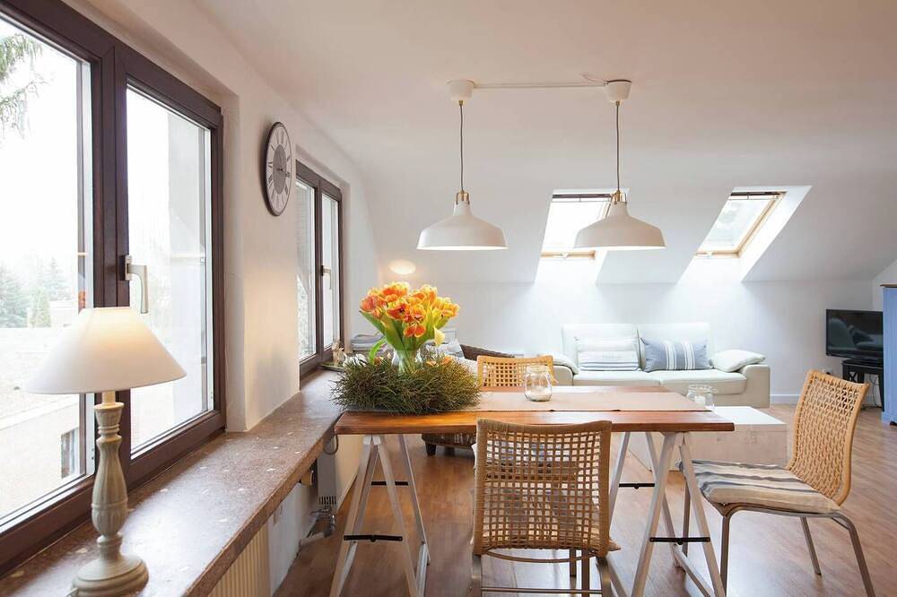 Appartamento intero, 3-room attic apartment in Mainz near the university in Magonza, Rheinhessen e dintorni