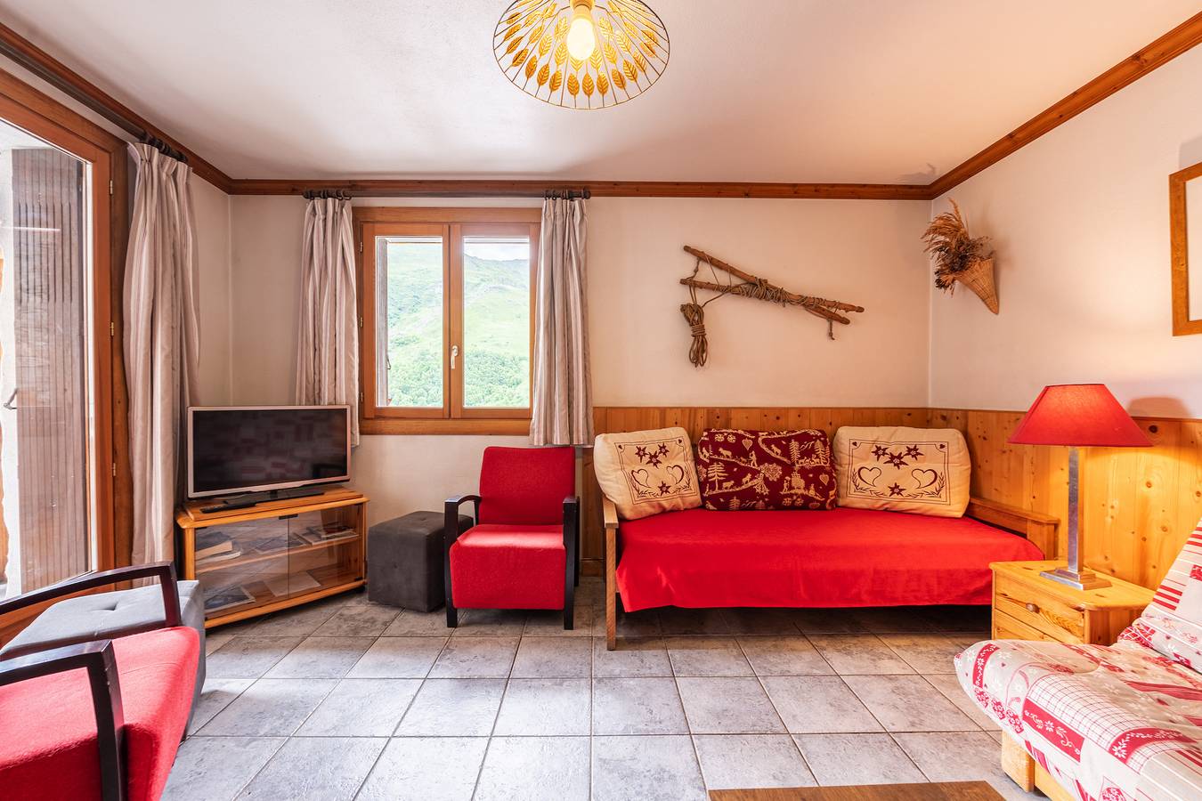 Geheel appartement, Appartement 'Chalet Le Choucas N°2' met Uitzicht op de Bergen, Balkon en Wi-Fi in Les Menuires, Saint-Martin-de-Belleville