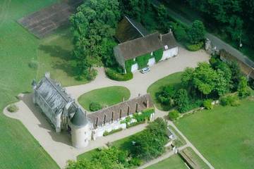 Château pour 14 personnes, avec piscine et jardin dans le Loir-et-Cher