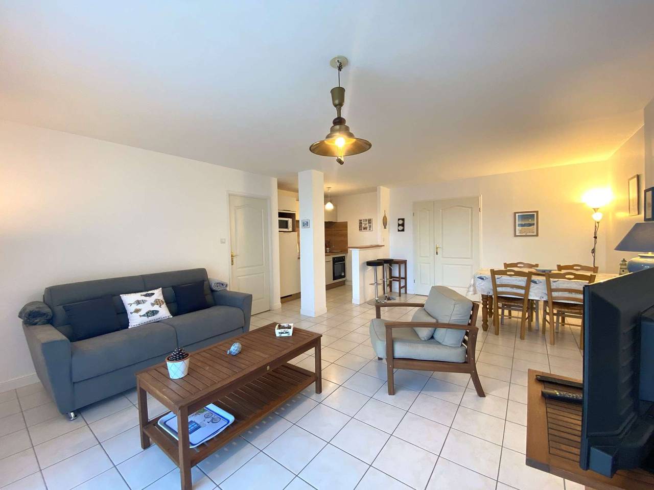 Ganze Wohnung, Apartment facing the main beach of Coz Pors in Tregastel in Coz Pors, Trégastel