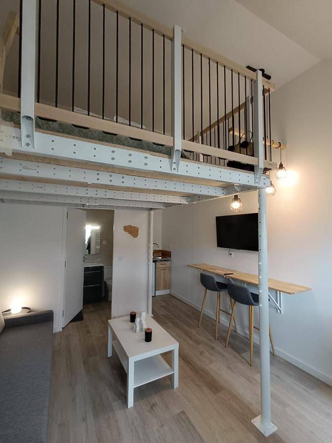 Location de vacances pour 4 personnes, avec terrasse et jardin à Carhaix-Plouguer - 3