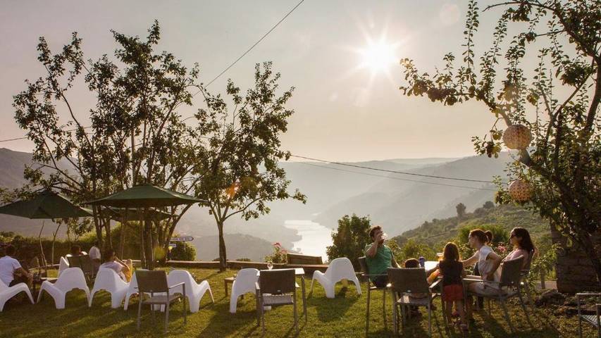 Casa rural para 2 personas, con Terraza y Jacuzzi además de Jardín y Piscina en Ribeira Sacra