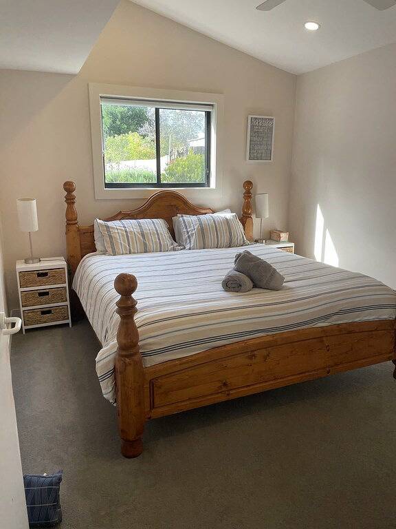 Beecroft Street Retreat in Huskisson, Jervis Bay