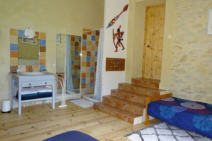 Gîte pour 9 personnes, avec Balcon ainsi que Jacuzzi et Jardin à Souvignargues - 4