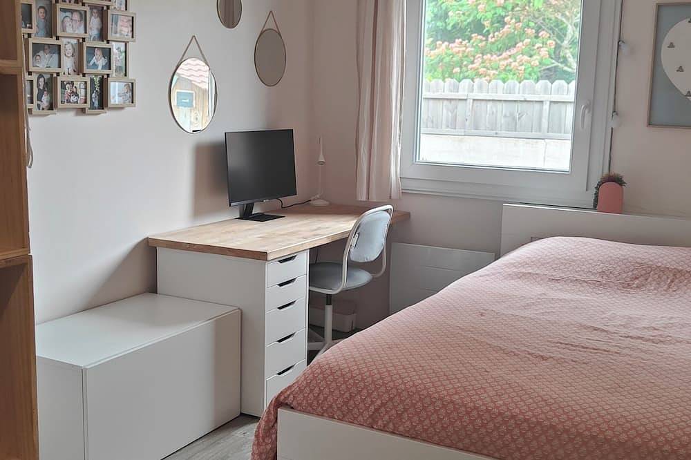 Detached house with swimming pool between Arcachon and Bordeaux (Cestas) in Cestas, Región de Burdeos