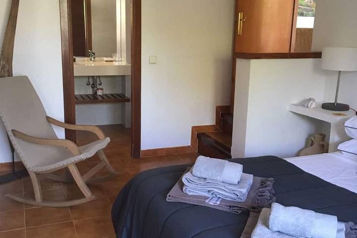 4 Schlafzimmer Villa mit Pool, Meerblick - 3 Minuten zu Fuß zu Binibeca vell in Binissafuller, Sant Lluís