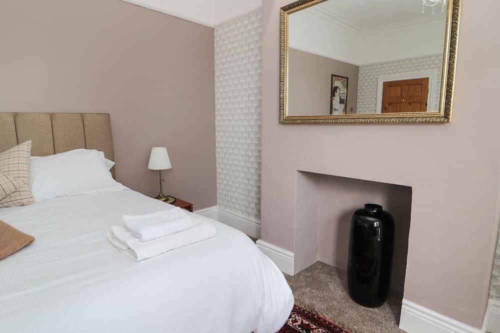 Limpet Lodge, family friendly, country holiday cottage in Tynemouth in Tynemouth, North Tyneside
