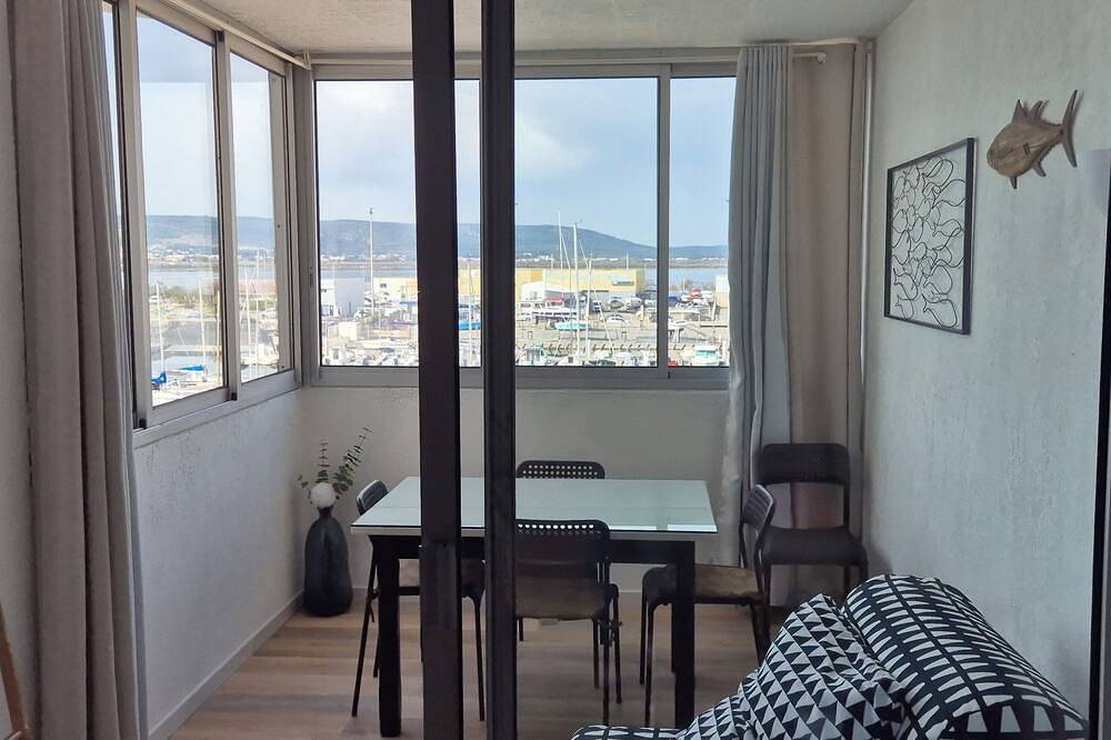 Geheel appartement, Nice studio loggia in Frontignan plage with view. in Frontignan, Côte d'Améthyste