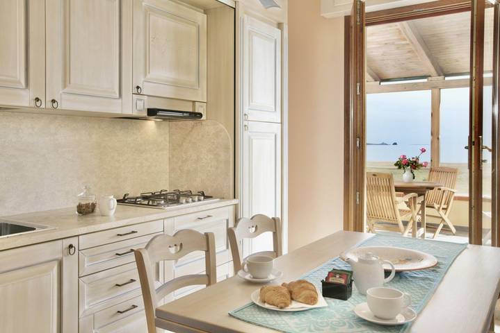 Gîte pour 2 personnes, avec Balcon/Terrasse et Vue sur l’océan à Bosa Marina