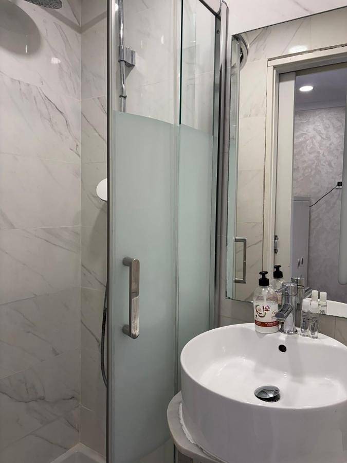 Maison d’hôte pour 2 personnes, avec Balcon ainsi que Terrasse et Vue à Marbella - 4