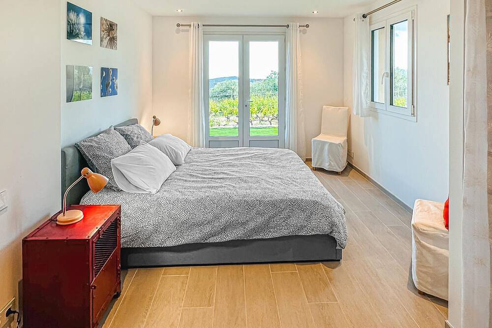 Casa de 3 habitaciones que admite mascotas en Speracedes in Spéracèdes, Costa mediterránea (Francia)
