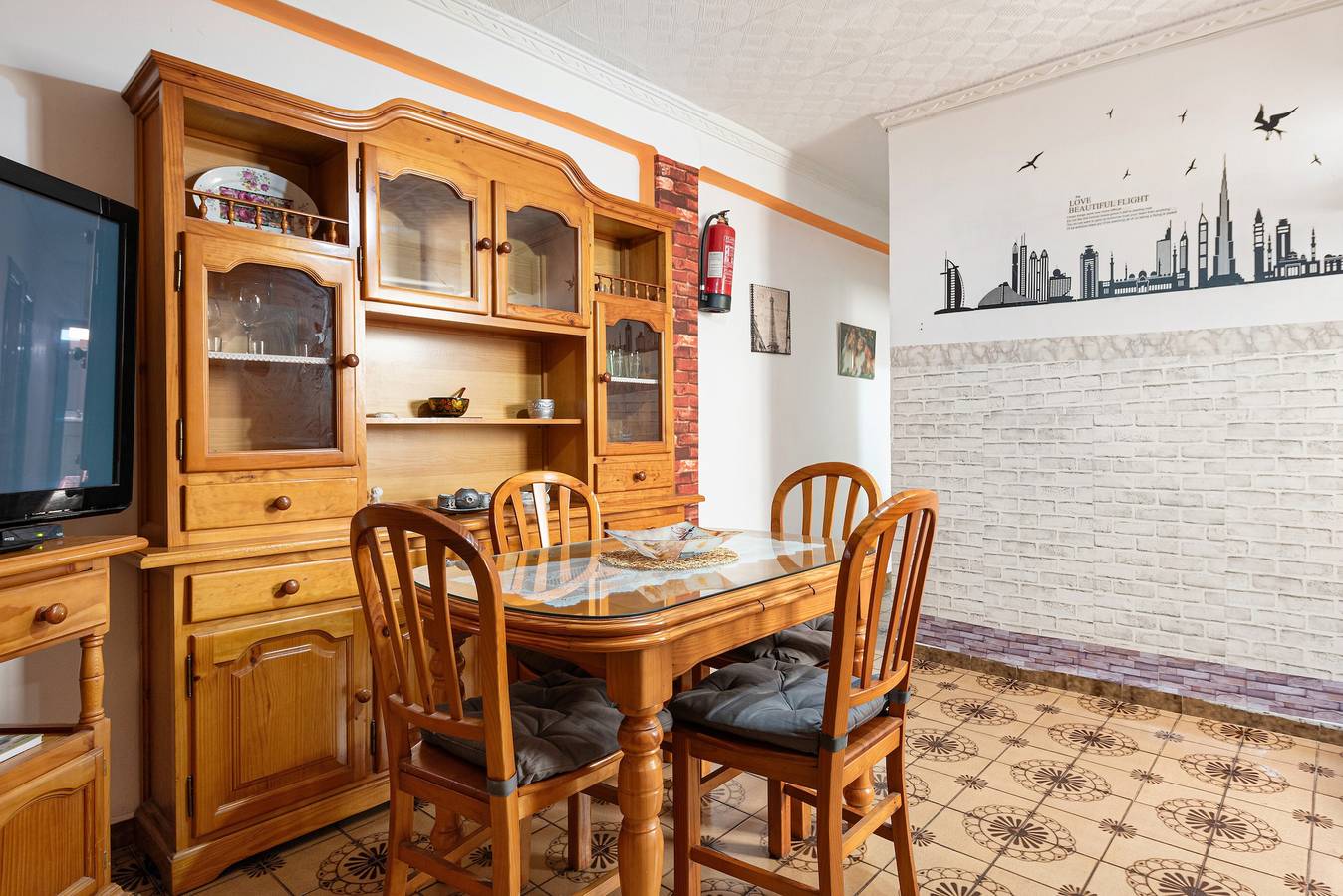 Apartamento entero, Apartamento 'Lulu' con Wi-Fi y aire acondicionado in Suárez, Málaga