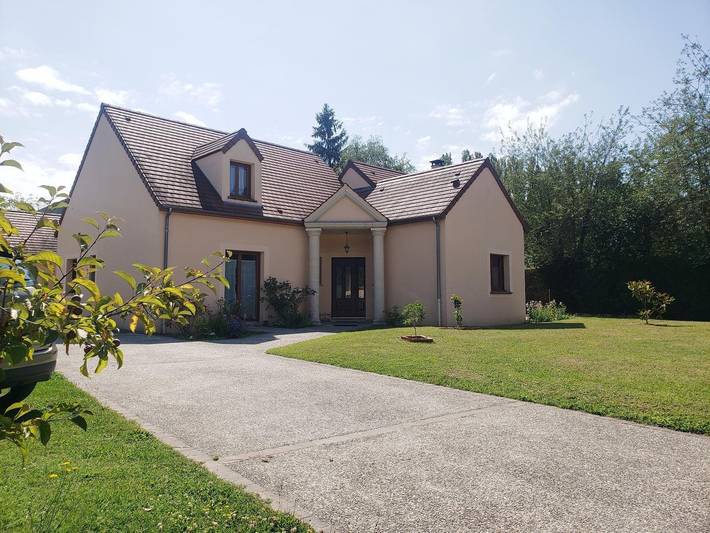 Chambre d’hôte pour 6 personnes, avec Jardin à Briarres-sur-Essonne