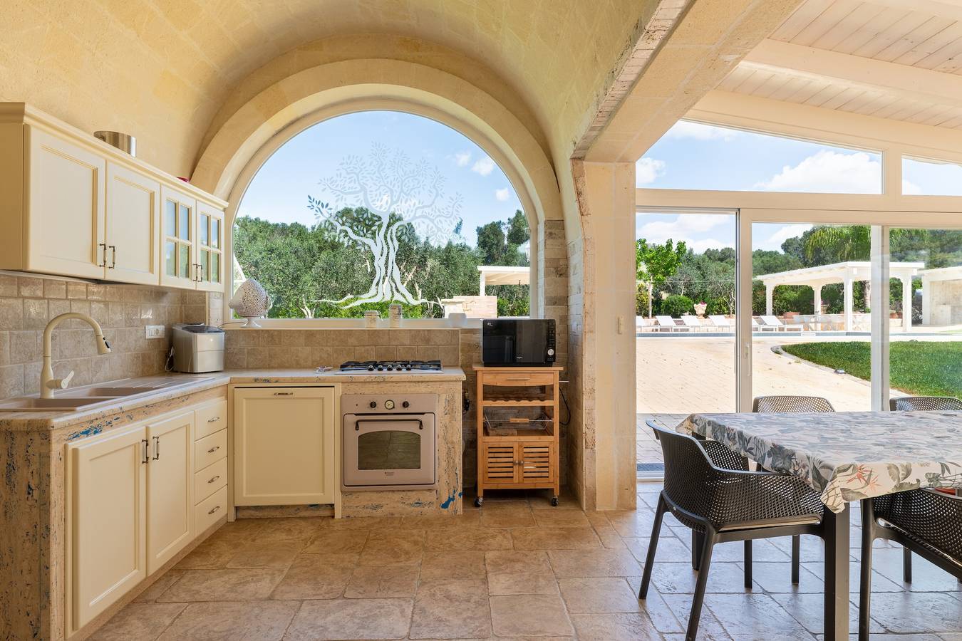 Casa vacanze 'Buontempo' con piscina privata, Wi-Fi e aria condizionata in Salento