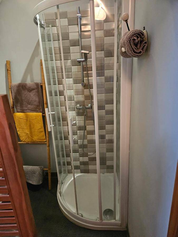 Gîte pour 3 personnes, avec piscine et jardin à Chissay-en-Touraine - 4