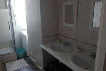 Appartement De Vacances pour 2 Personnes dans Caen, Région de Caen, Photo 2