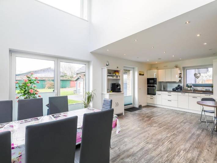 Ferienhaus für 10 Personen, mit Whirlpool und Terrasse sowie Garten in Wanna - 3