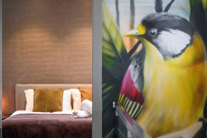 The Didsbury Retreat l Cinema l Sleeps 8 in Manchester, Greater Manchester