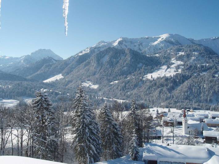 Ferienwohnung für 3 Personen, mit Balkon und Terrasse sowie Garten und Ausblick im Bregenzerwald - 3
