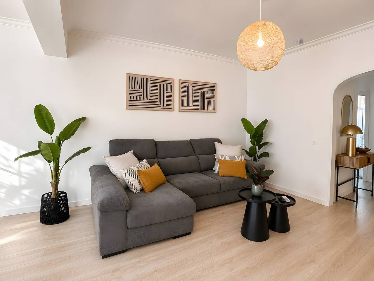 Entire apartment, ‘Cascais Sun & Breeze’ Apartment with Private Terrace, Wi-Fi & Air Conditioning in Cascais e Estoril, Costa de Lisboa