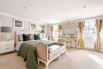 Villa für 14 Personen in London, Südostengland, Bild 1