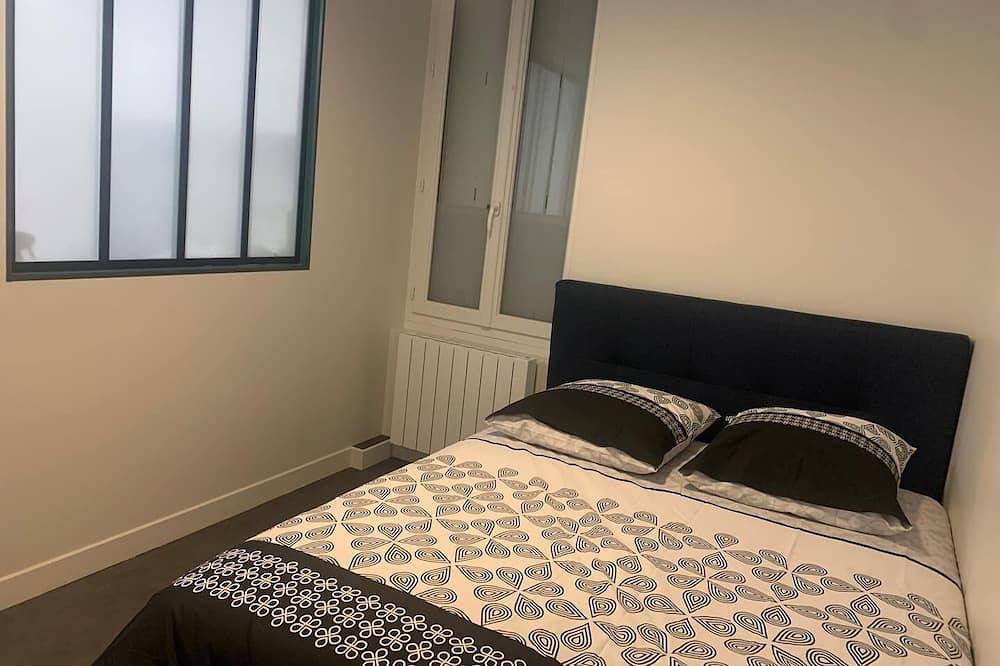 Ganze Wohnung, Le Chic-Joli T2 city center -2mn station and hyper center (ideal for couples, students, business) in Niort, Niort und Umgebung