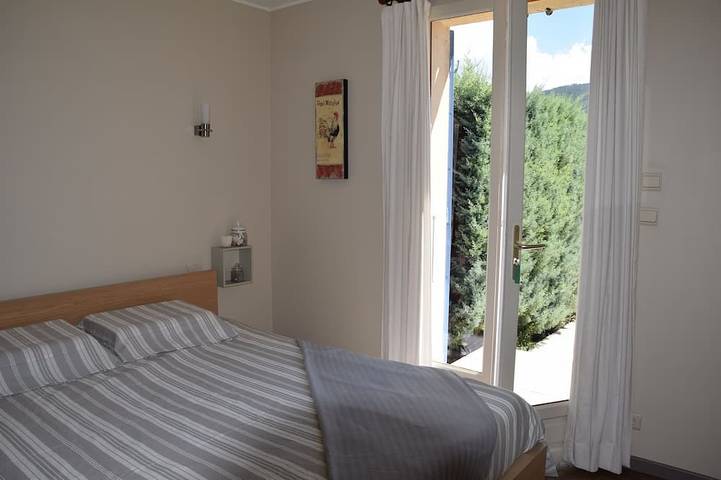 Ferienhaus für 6 Personen, mit Garten und Pool sowie Terrasse in Castellane - 4