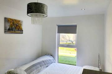 Bungalow for 3 People in Dartford, Kent, Photo 1