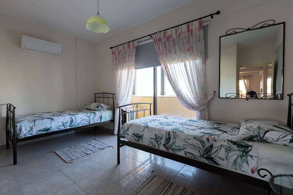 Entire apartment, Penthouse 365 Sunsets in Paphos, South Cyprus
