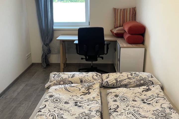 Appartement entier, Quiet accommodation with best location for trips to Nuremberg and surroundings in Feucht, Frankenalb