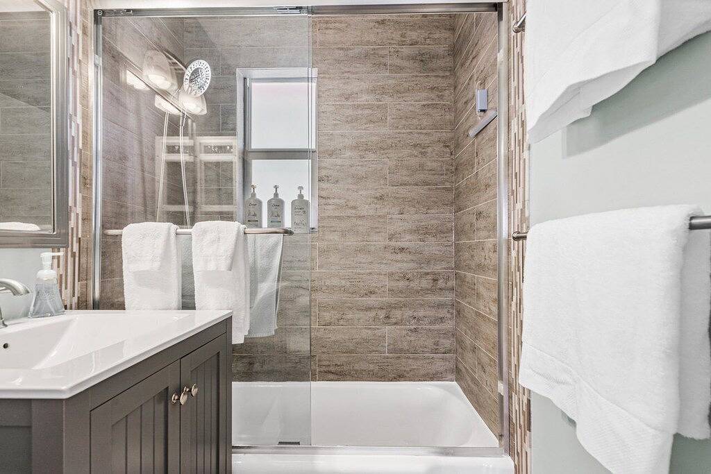 Cozy two bedroom with a private porch in Delray's Hottest Neighborhood in Delray Beach, Palm Beach County