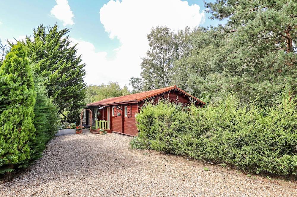 Log Cabin for 4 People in Tattershall, Lincolnshire