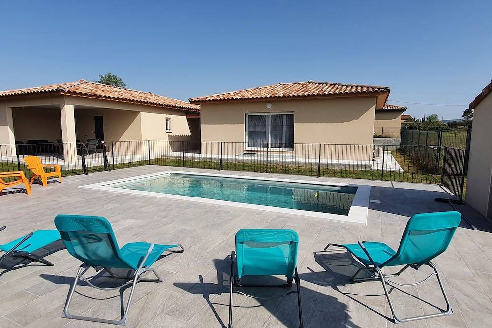 Beautiful new house for 4 people in Vallon-Pont-d'Arc, Ardèche