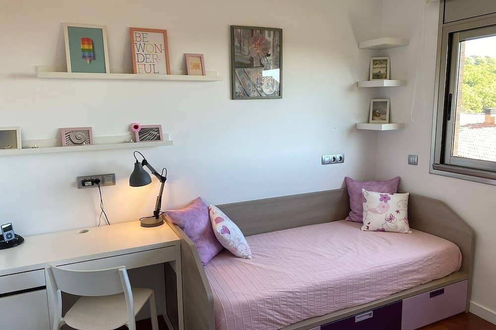 Elegante Casa con Piscina, Sauna, Gimnasio y A/C a 25 km de Barcelona in Vilassar de Dalt, Costa del Maresme