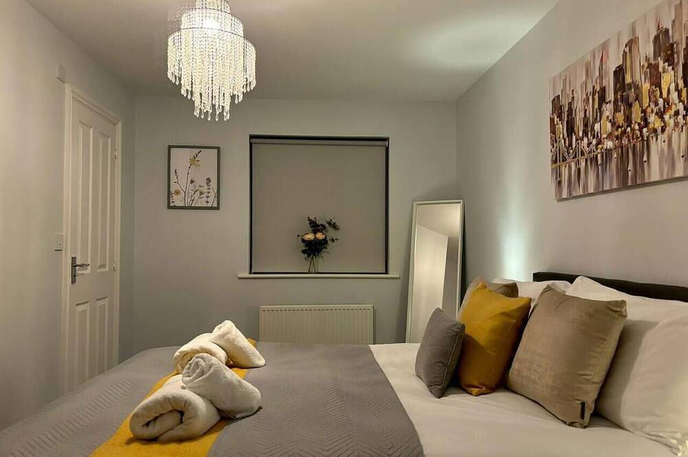 Eskdale Townhouse 4Br, Eskdale Townhouse - Cosy and Elegant 4Br in Crawley, West Sussex