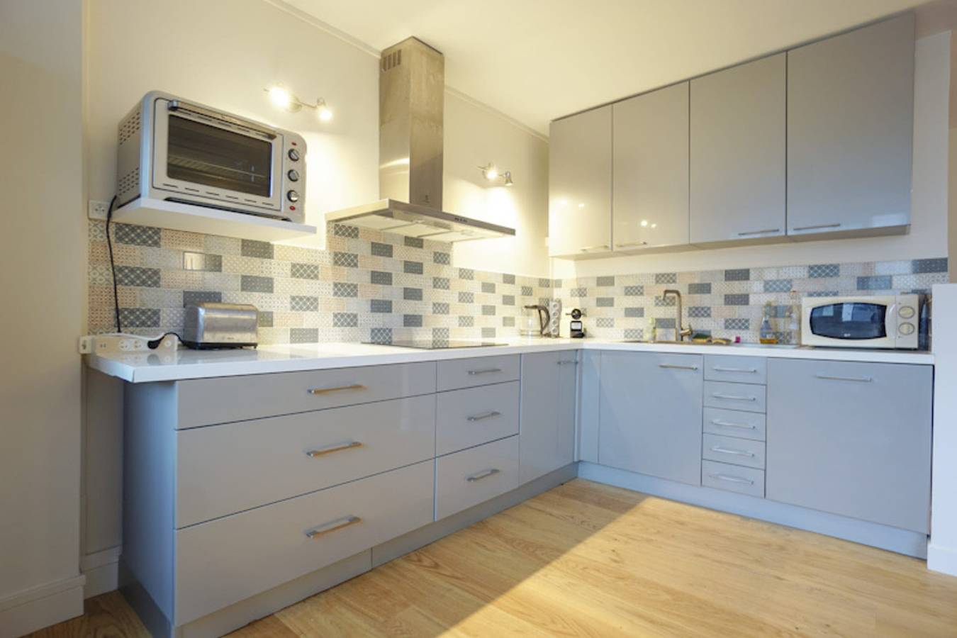 Ganze Wohnung, Beautiful new Apartment with carpark in Levallois-Perret, Hauts-de-Seine