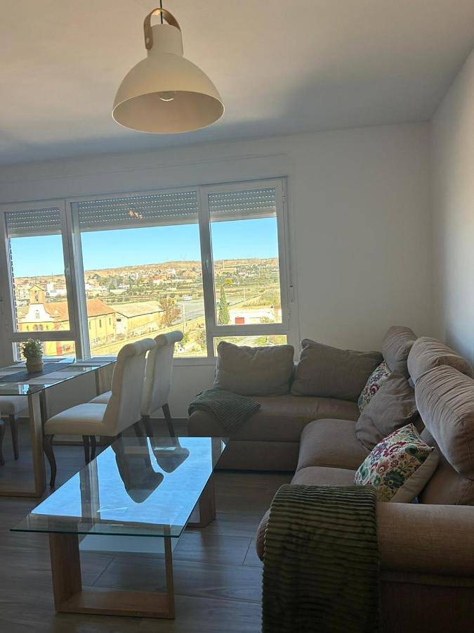 Apartamento para 5 personas, con balcón y vistas en Guadix