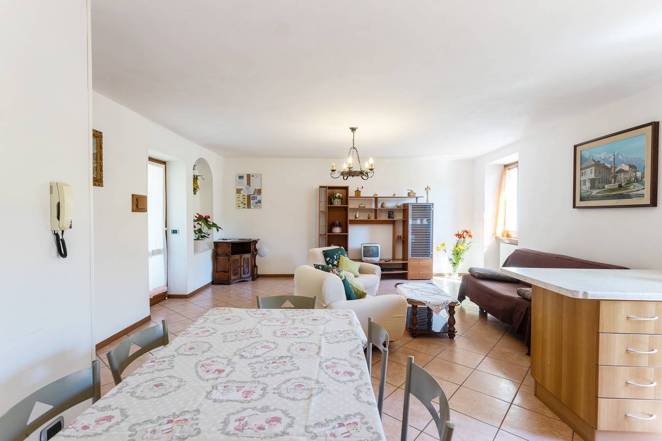 Ganze Wohnung, Apartment 'Casa Rita App 2' mit gemeinsamer Terrasse, gemeinsamem Garten und Wlan in Vesio, Tremosine