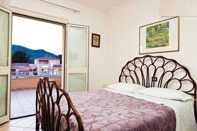 Chambre d’hôte pour 2 personnes, avec terrasse, animaux acceptés à San Teodoro - 2