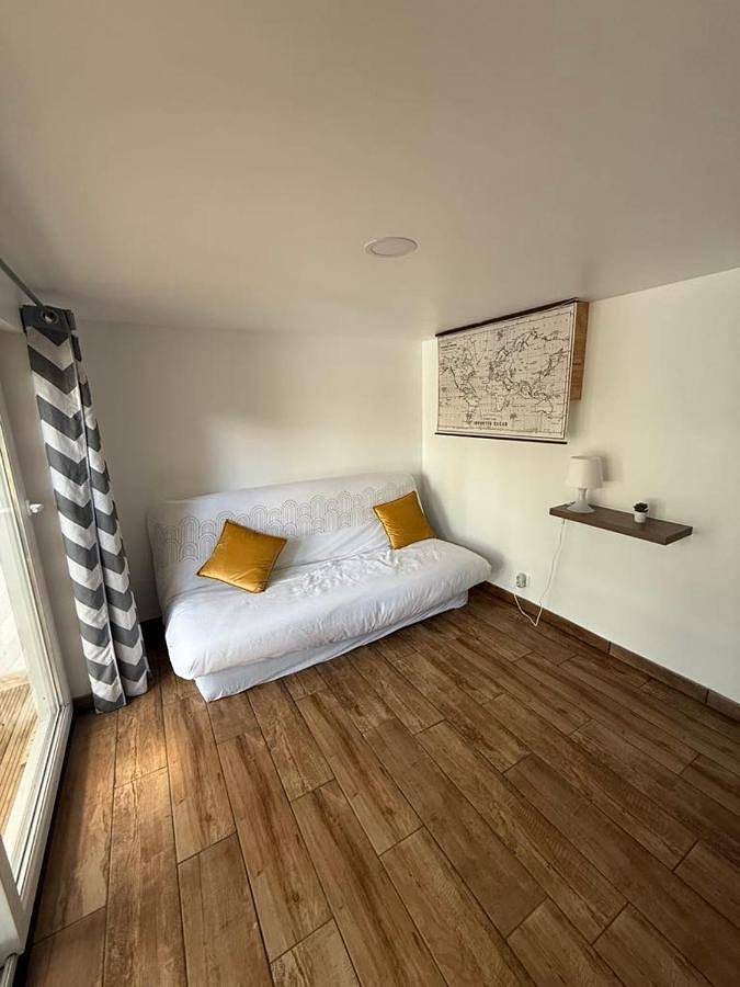 Location de vacances pour 6 personnes, avec jardin et jacuzzi à Argenton-l'Église - 3