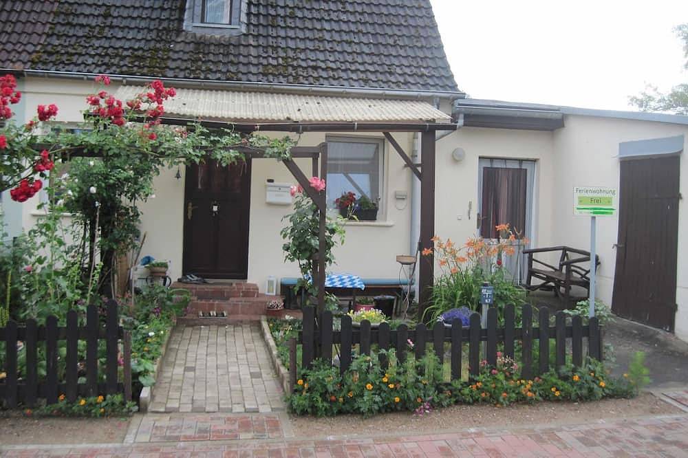 Ganze Wohnung, Gemütliche Ferienwohnung, separater Eingang - Ferienwohnung Tatzel in Krakow am See, Mecklenburgische Seenplatte