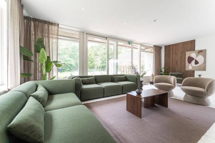 Villa voor 14 personen, met Tuin in Tilburg