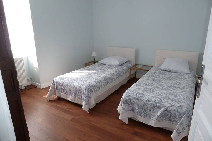 Location de vacances pour 6 personnes, avec terrasse et jardin à Argenton-sur-Creuse - 3