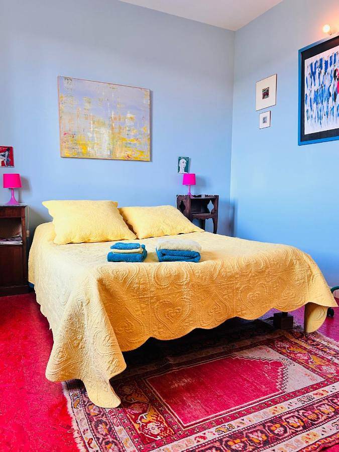 Location de vacances pour 2 personnes, avec jardin ainsi que vue et terrasse à Valaurie - 3