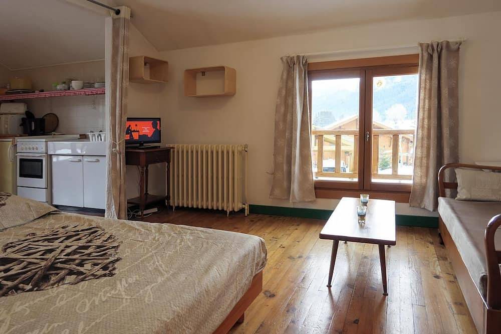 Gîte Crocus-pour 2 Pers - à 500 m du Village d'Autrans - Dans le Parc du Vercors in Autrans-Méaudre-en-Vercors, Parc naturel régional du Vercors