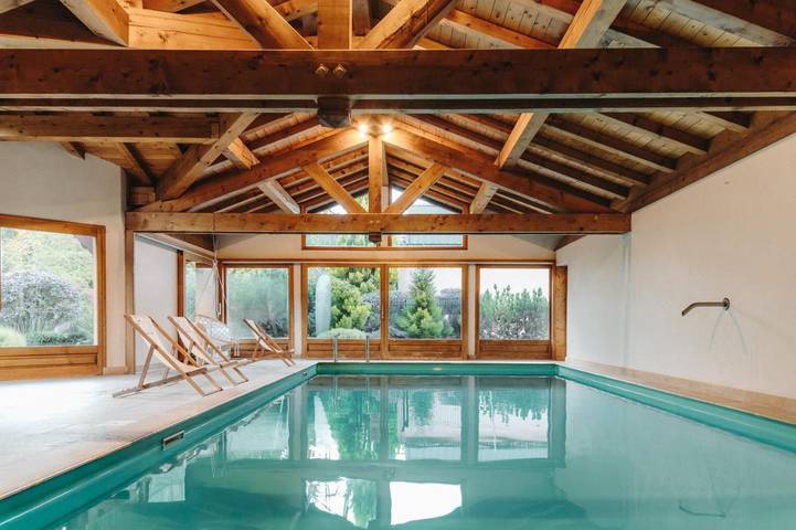 Hôtel pour 3 personnes, avec Terrasse et Jardin ainsi que Piscine et Sauna