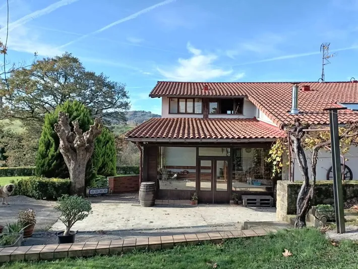 Ferienwohnung für 6 Personen, mit Terrasse und Garten sowie Ausblick, mit Haustier - 1