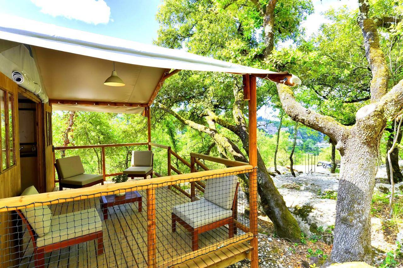 Cabanes Lodges Le Servière in Balazuc, Ardèche