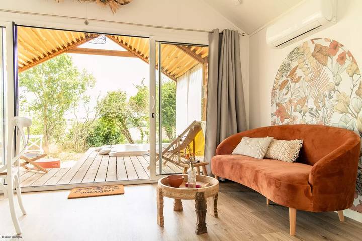 Chalet pour 2 personnes, avec terrasse ainsi que piscine et vue en Vendée - 3