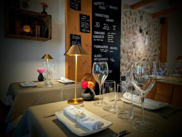 Hôtel pour 2 personnes, avec vue ainsi que jardin et terrasse à Pelvoux - 3